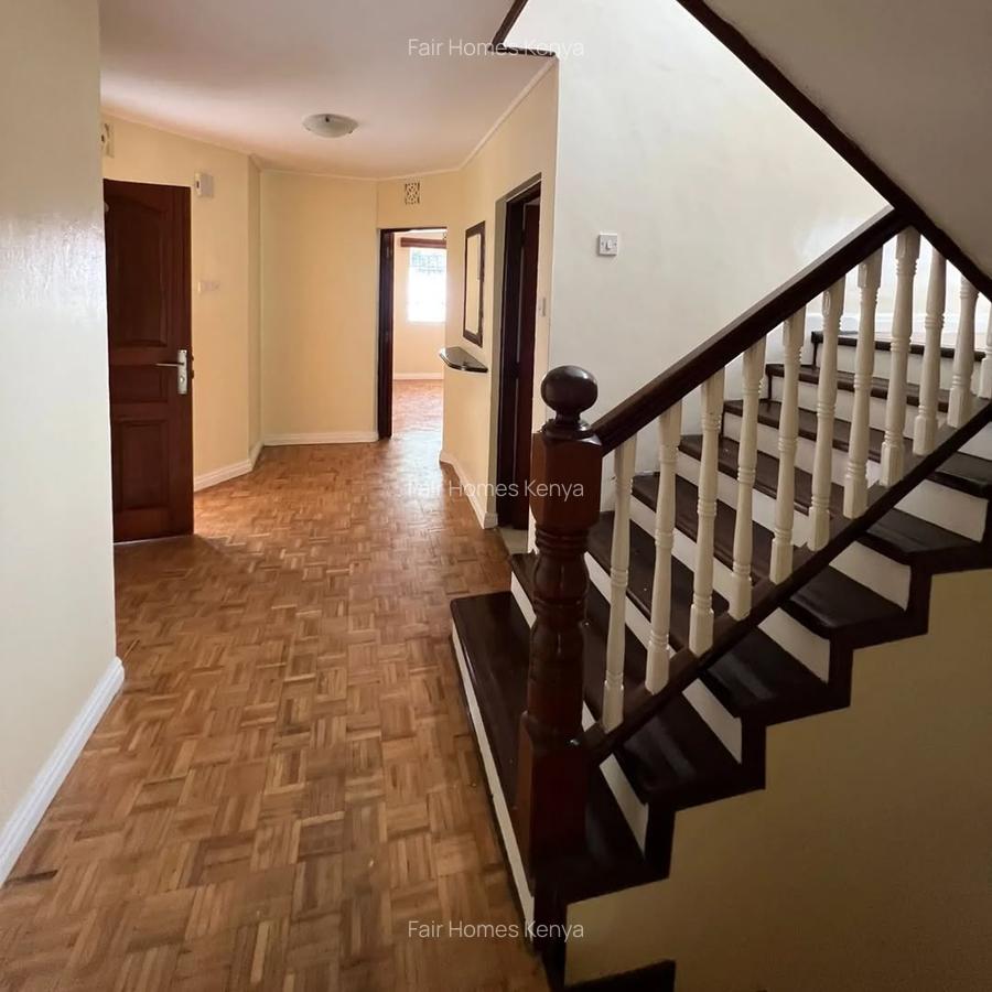 5 Bed Townhouse with En Suite at Mbaazi Road - 9