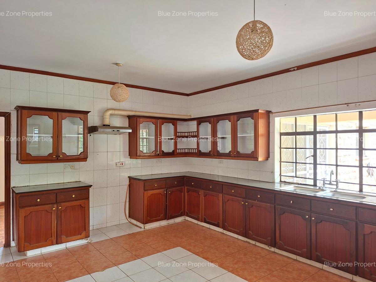 5 Bed House with En Suite at Off Ruaka Rd - 9