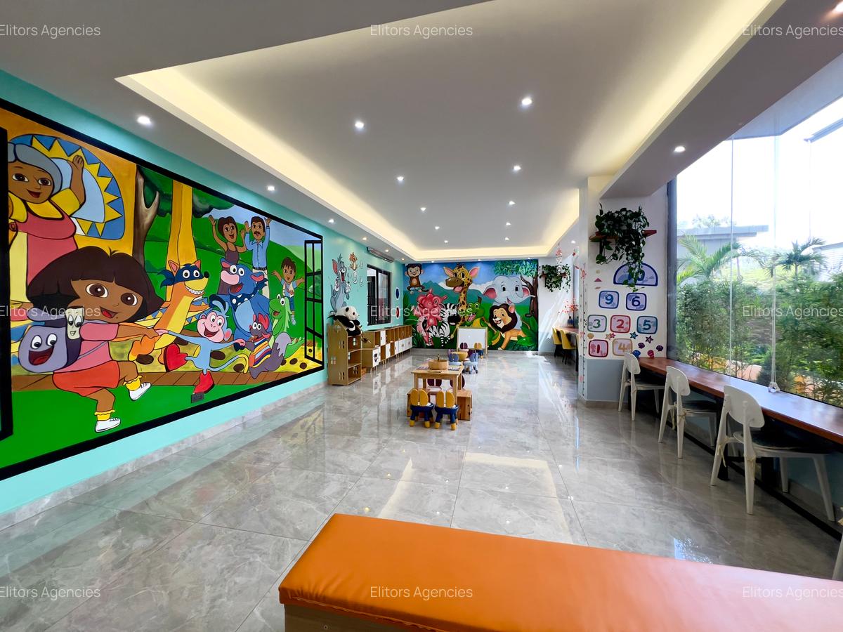 2 Bed Apartment with En Suite at Agwings Kodhek Road - 3