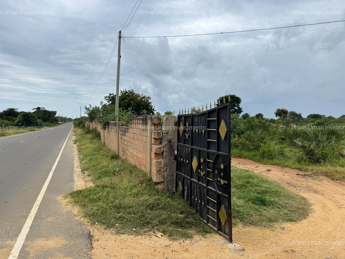 3.8 ac Land in Vipingo - 6