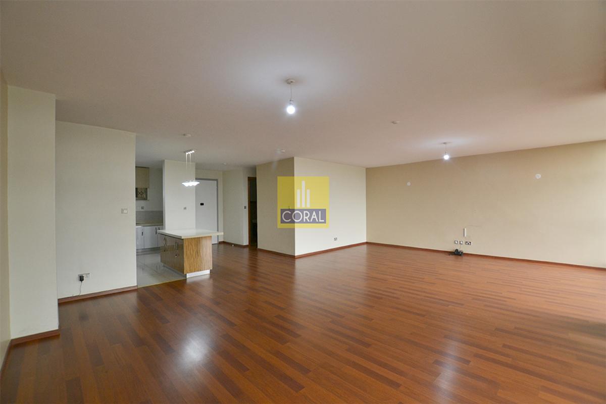 3 Bed Apartment with En Suite in Parklands - 9