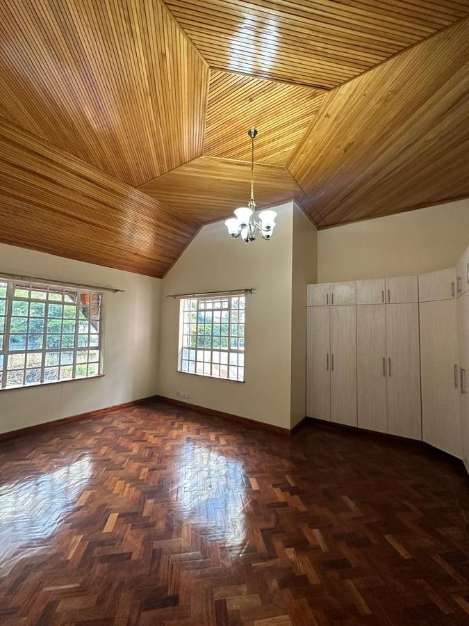 5 Bed Townhouse with En Suite in Lavington - 7