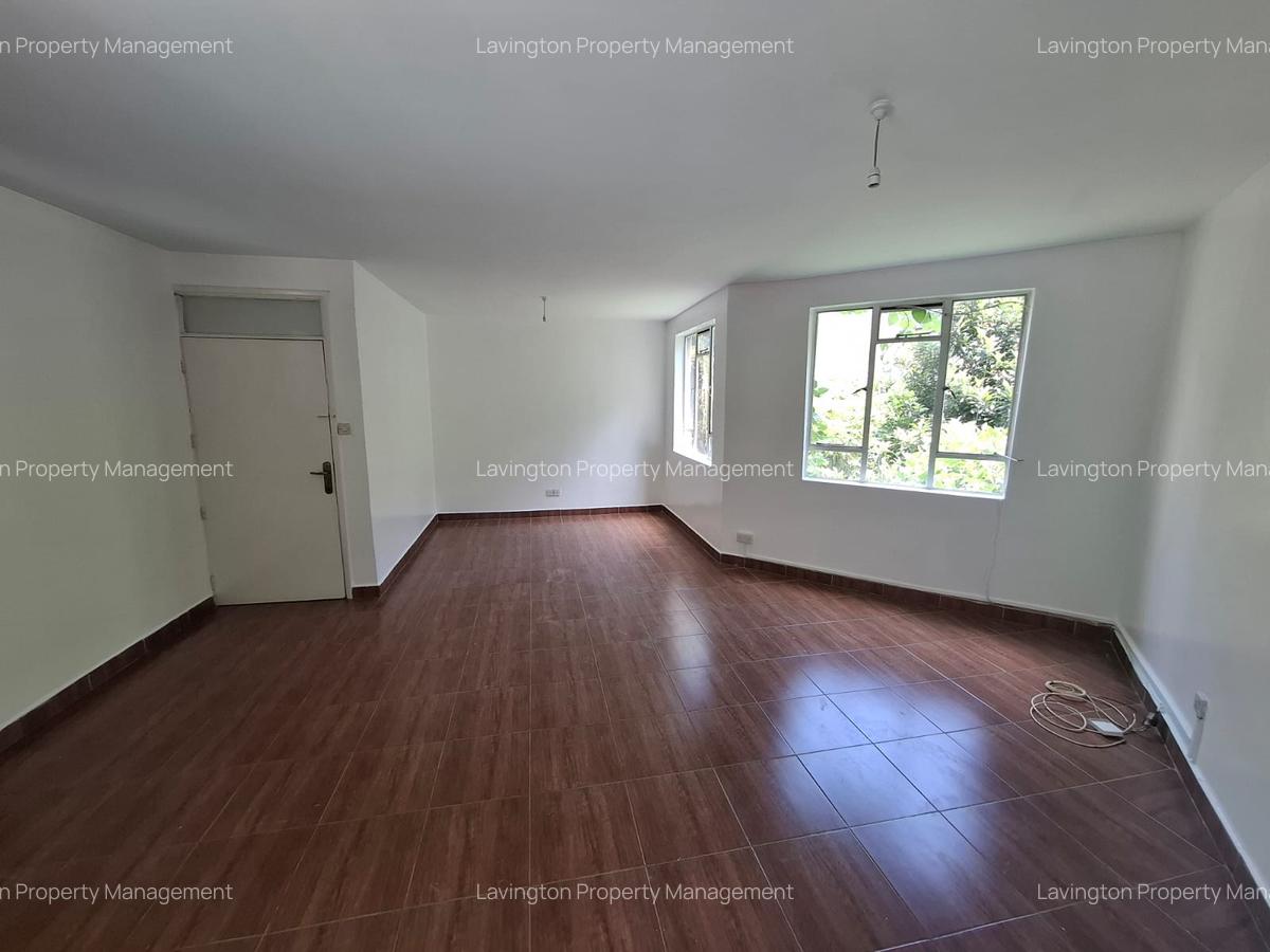 2 Bed Apartment with En Suite at Westland Road - 5