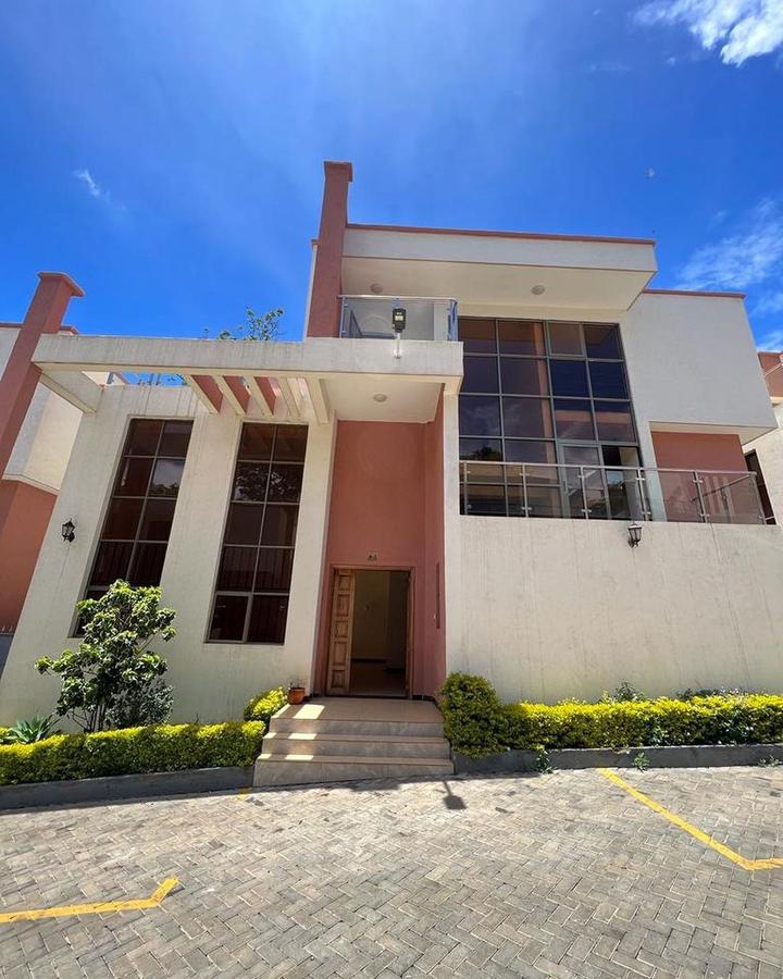 5 Bed Townhouse with En Suite in Lavington - 1