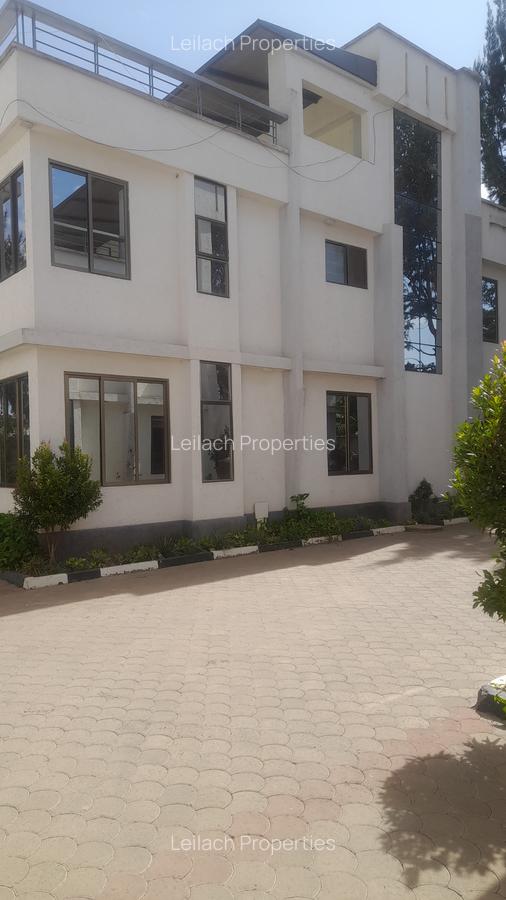 5 Bed House with En Suite in Ongata Rongai - 3