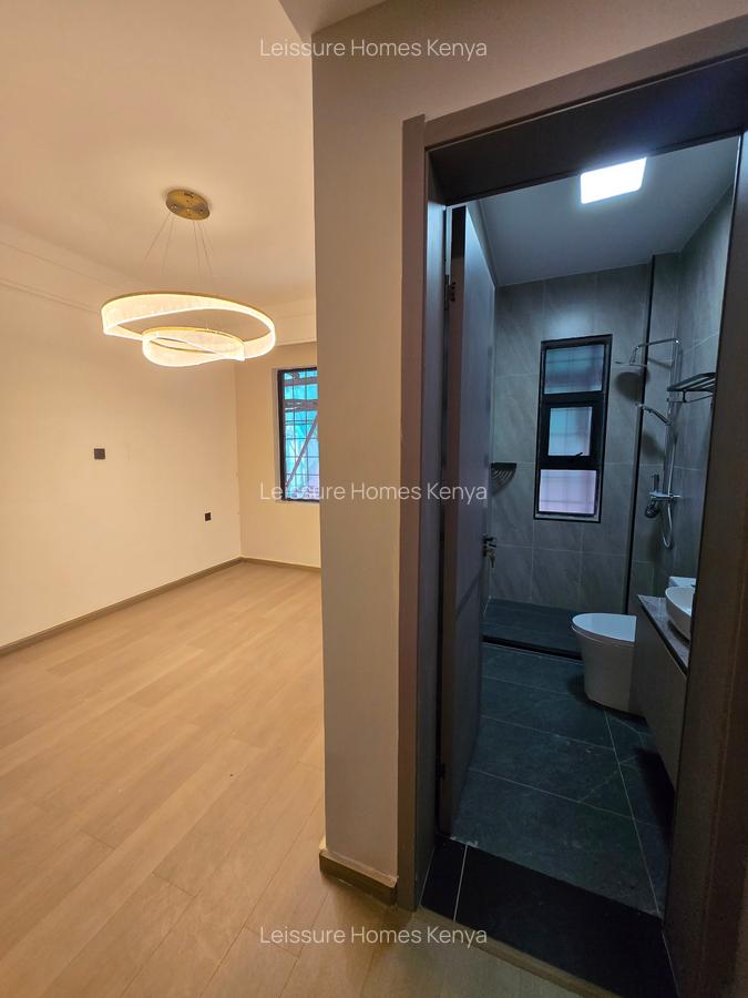 4 Bed Apartment with En Suite at Othaya Road - 9