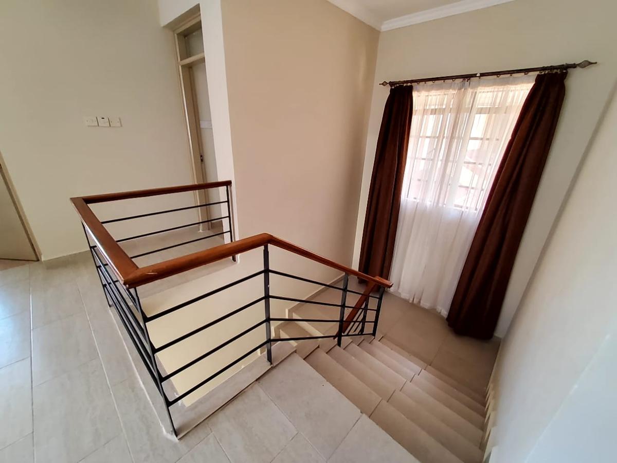 4 Bed Townhouse with En Suite in Kitengela - 19