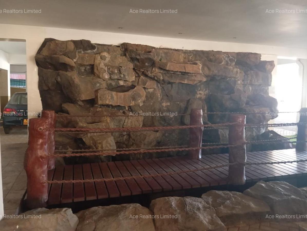 3 Bed Apartment with En Suite at General Mathenge - 11