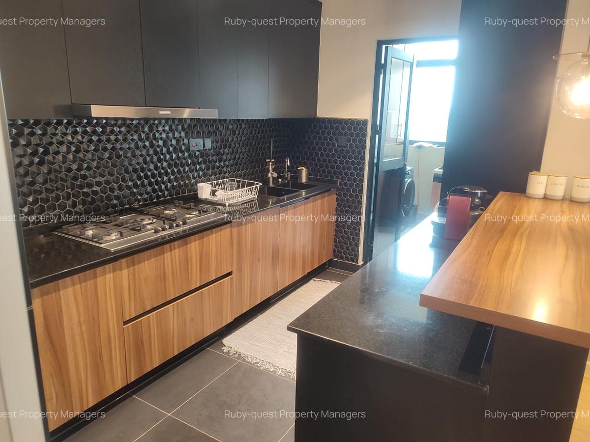 3 Bed Apartment with En Suite at Brookside - 5