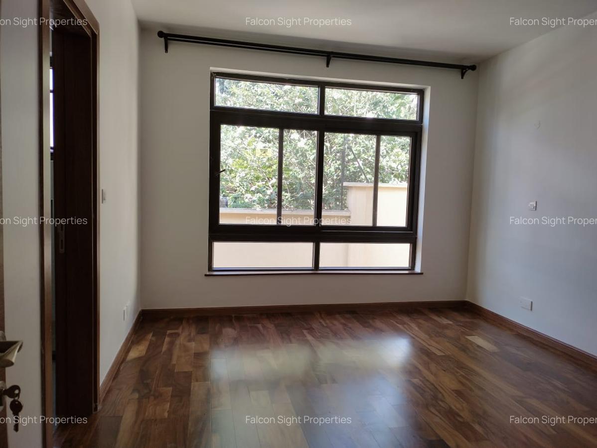 5 Bed Townhouse with Walk In Closet in Lavington - 6