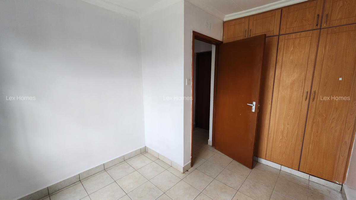 3 Bed House with En Suite at Masai Lodge - 15