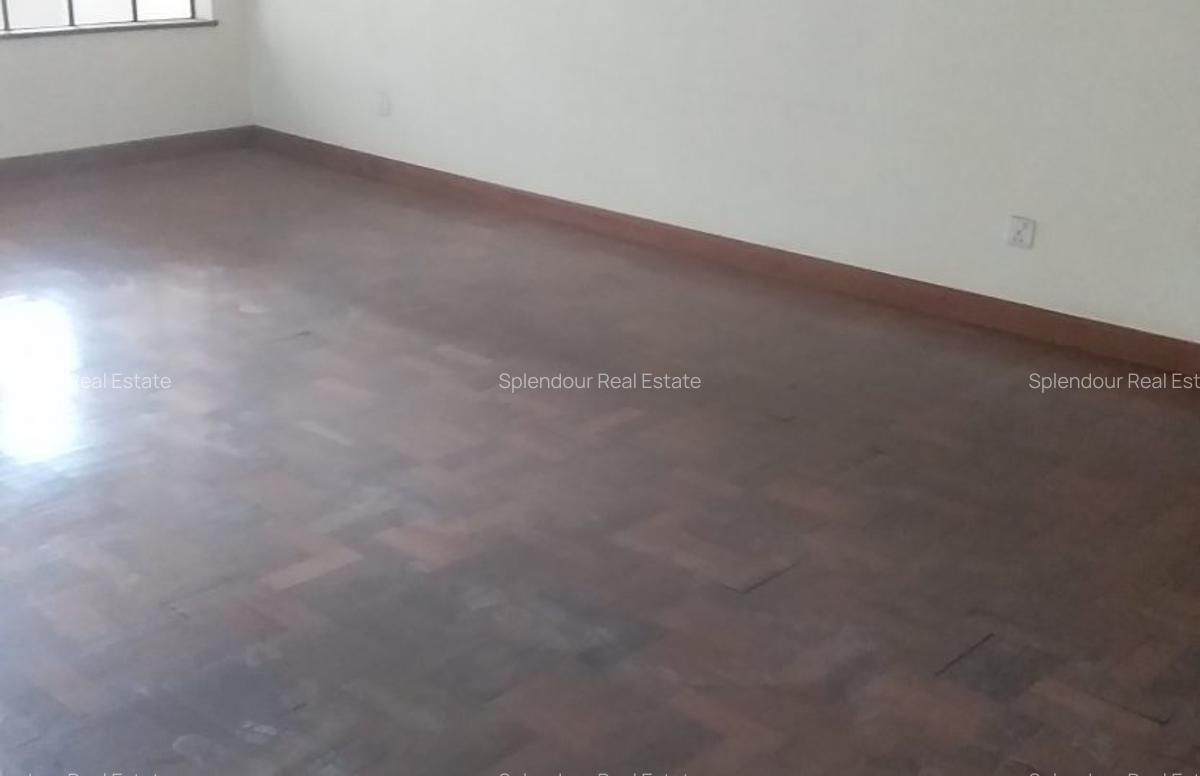 2 Bed Apartment with En Suite in Riverside - 2