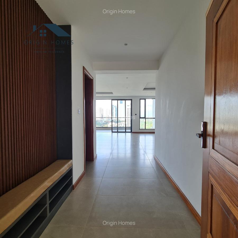 3 Bed Apartment with En Suite at Riverside Drive - 17