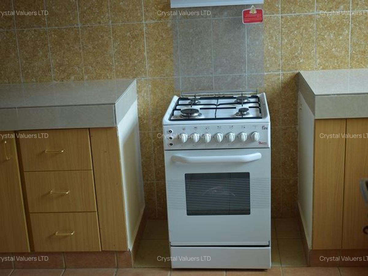 3 Bed House with En Suite at Kenpipe Gardens - 9