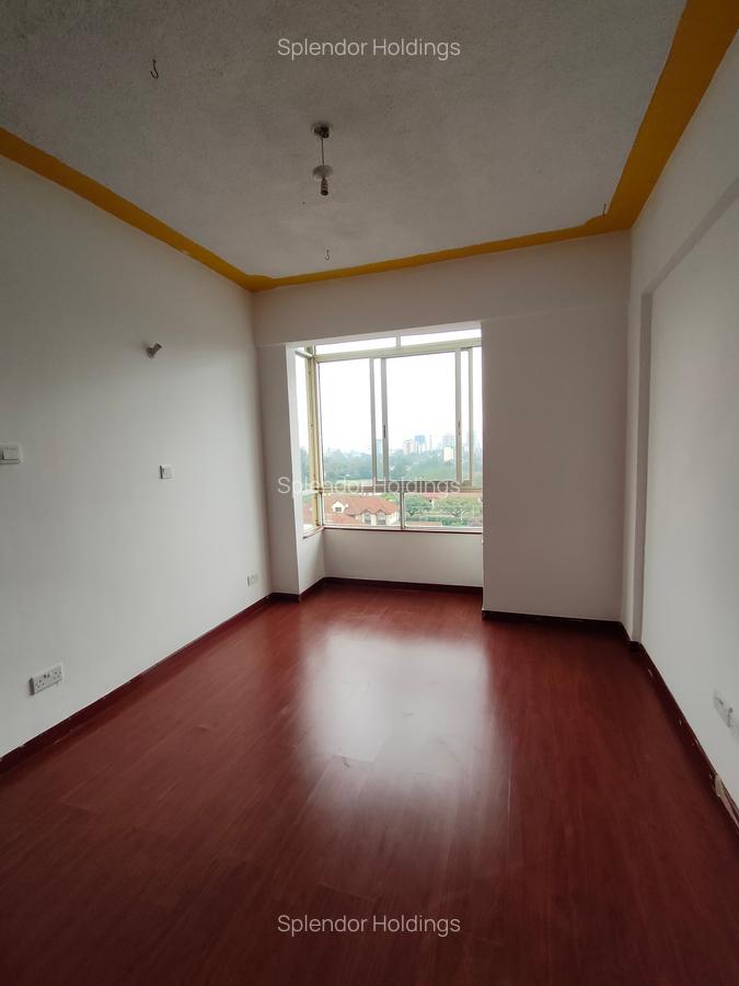 2 Bed Apartment with En Suite in Kilimani - 3