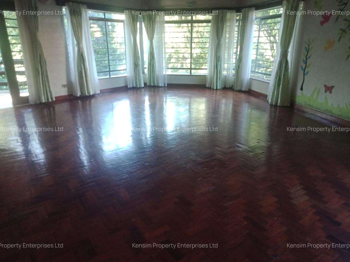 5 Bed Townhouse with En Suite in Kitisuru - 3