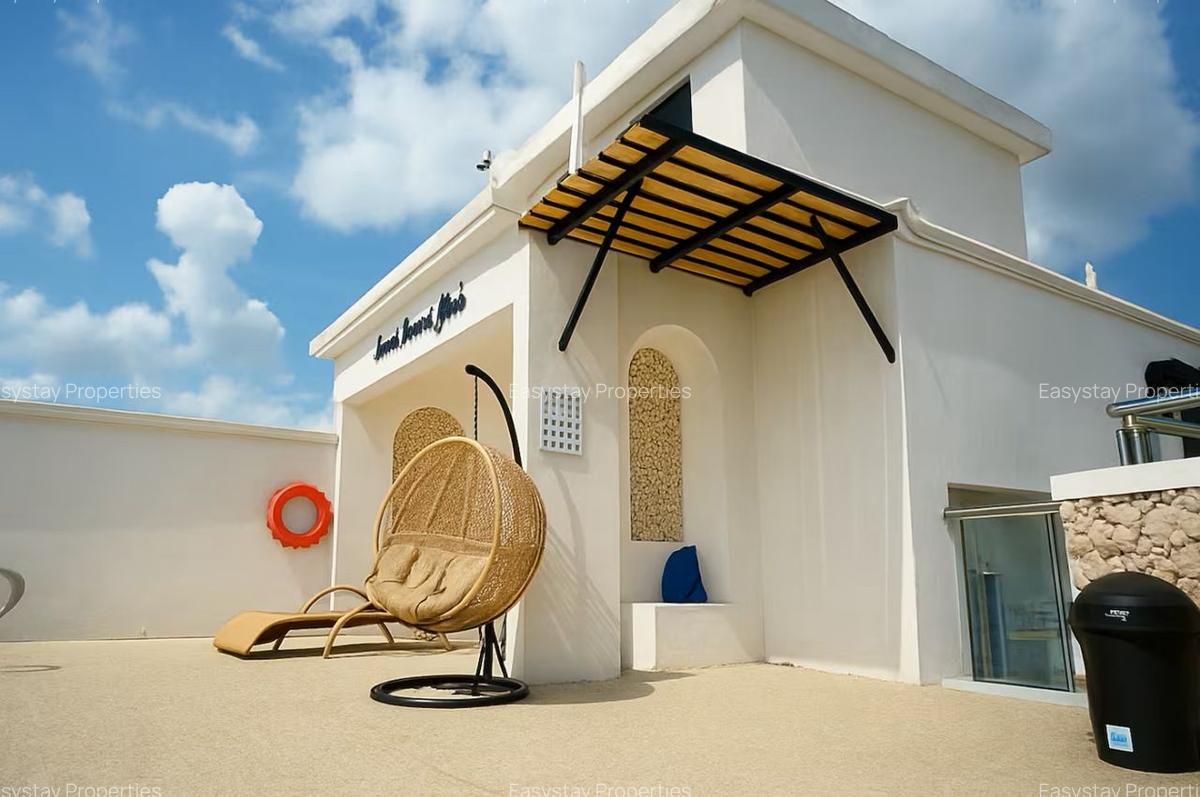 Serviced 2 Bed Apartment with En Suite in Westlands Area - 10