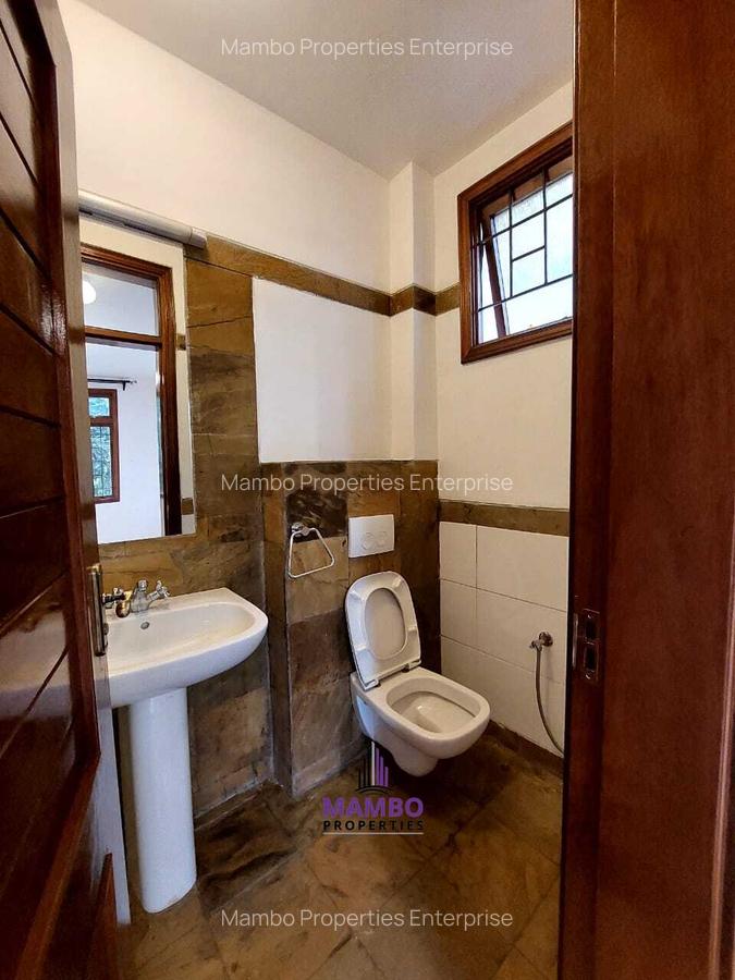 3 Bed Apartment with En Suite at Riverside Drive - 6