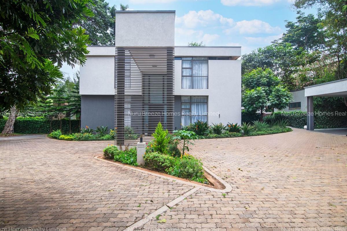 5 Bed Townhouse with En Suite in Karen - 11