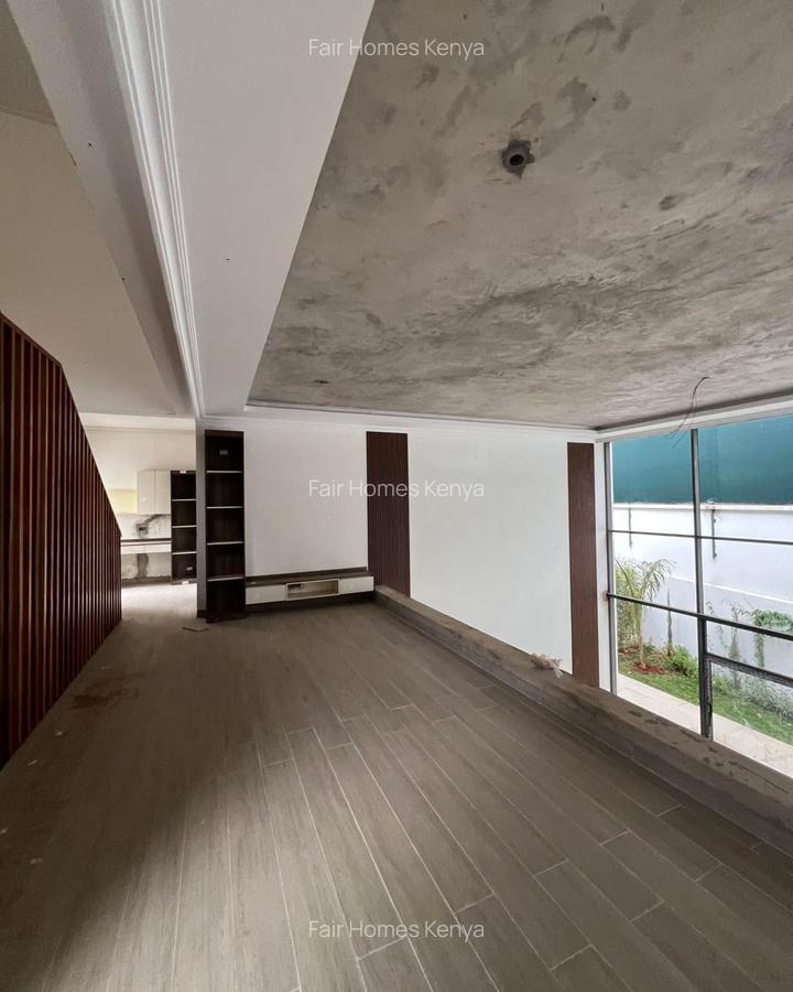 5 Bed Townhouse with En Suite at Lavington Green - 6