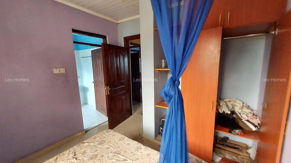 4 Bed Villa with En Suite at Rangau - 15