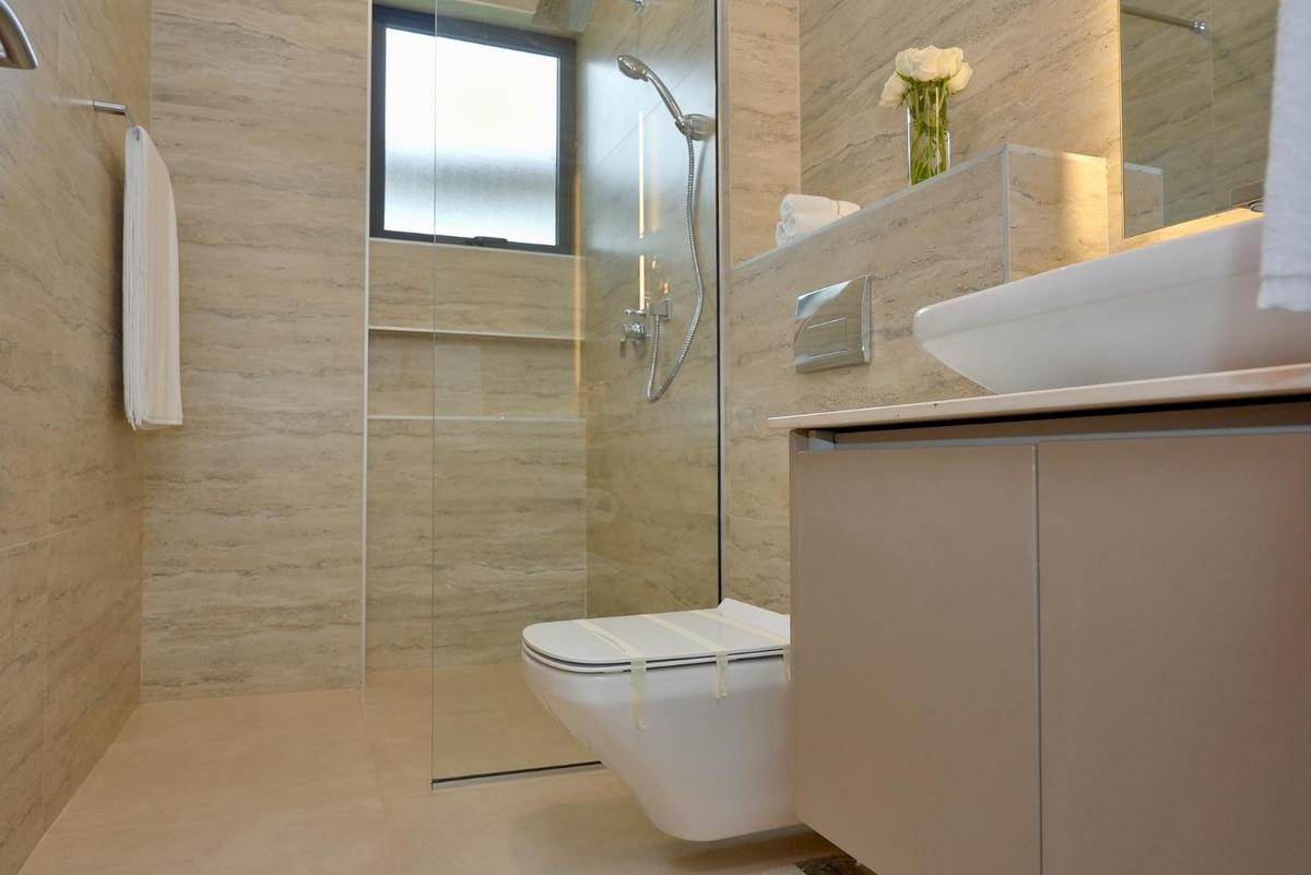 Serviced 3 Bed Apartment with En Suite in Riverside - 14