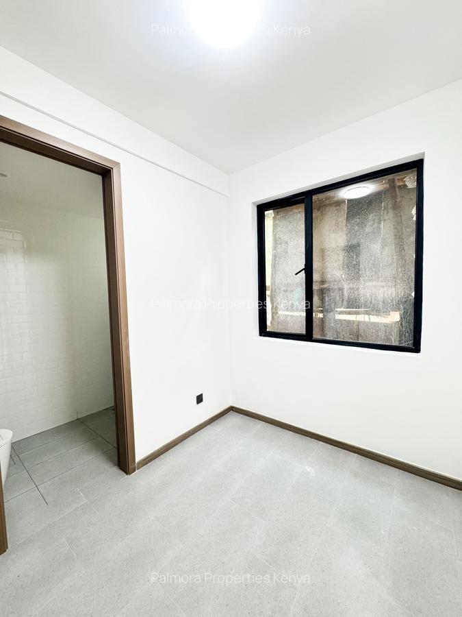 4 Bed Apartment with En Suite in Westlands Area - 9