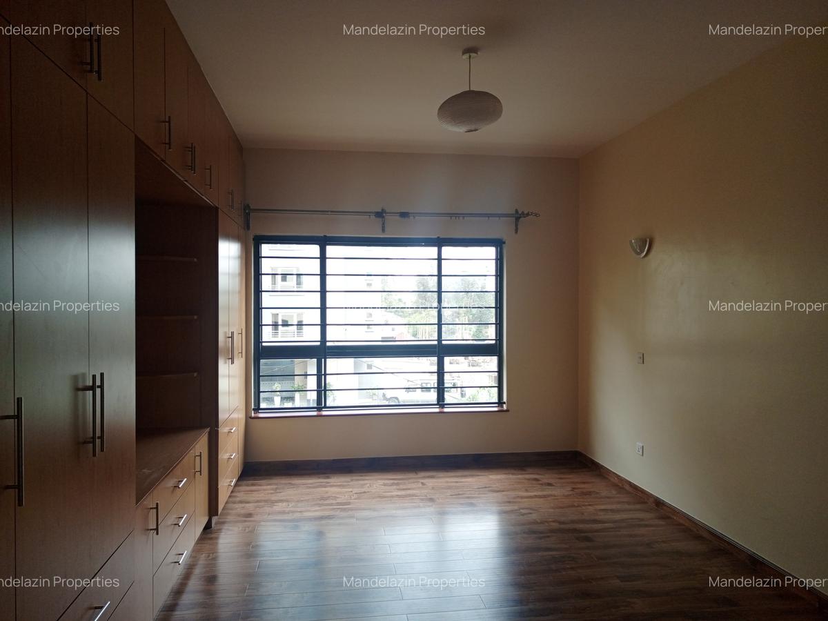 2 Bed Apartment with En Suite at Raphta Road - 9