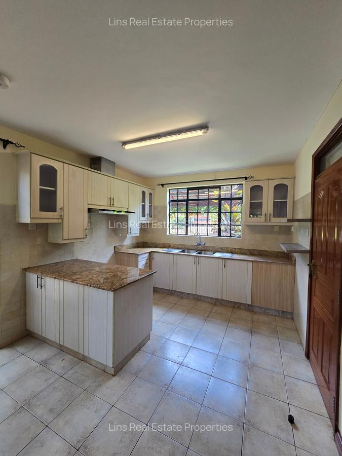 4 Bed Townhouse with En Suite in Runda - 13