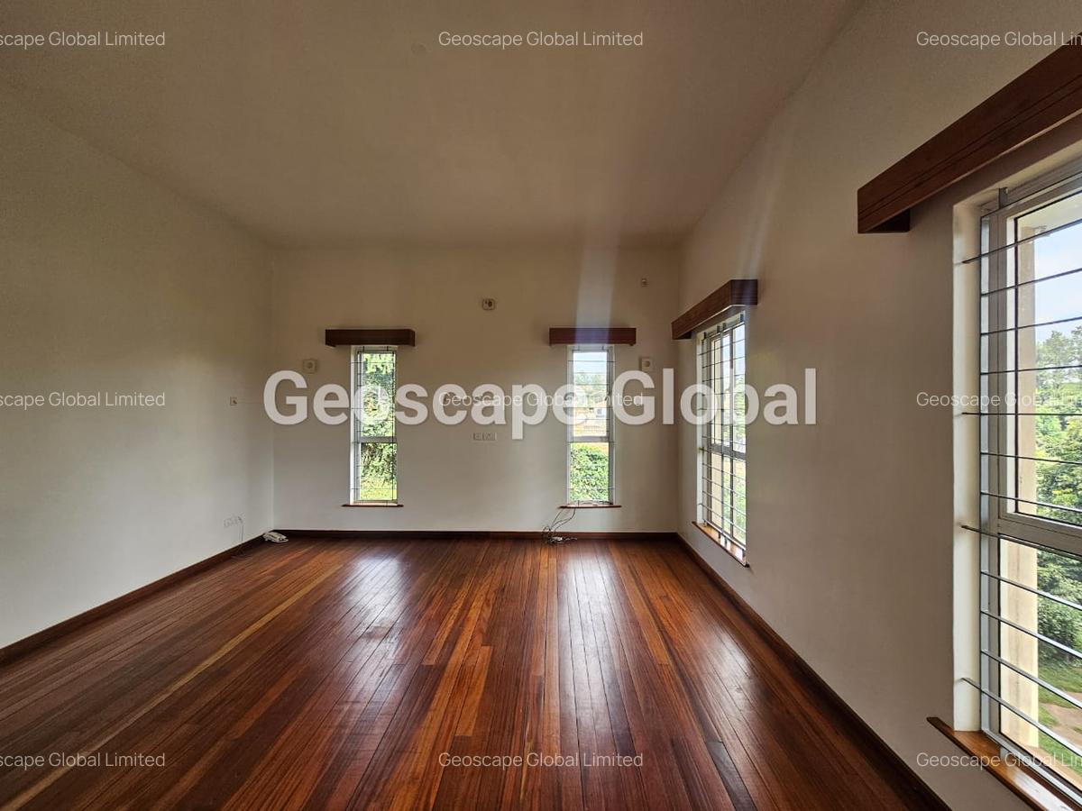 4 Bed House with En Suite in Kitisuru - 7