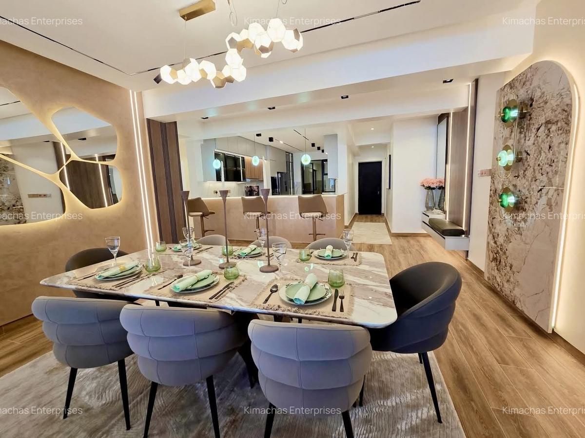 3 Bed Apartment with En Suite at Links Road - 2