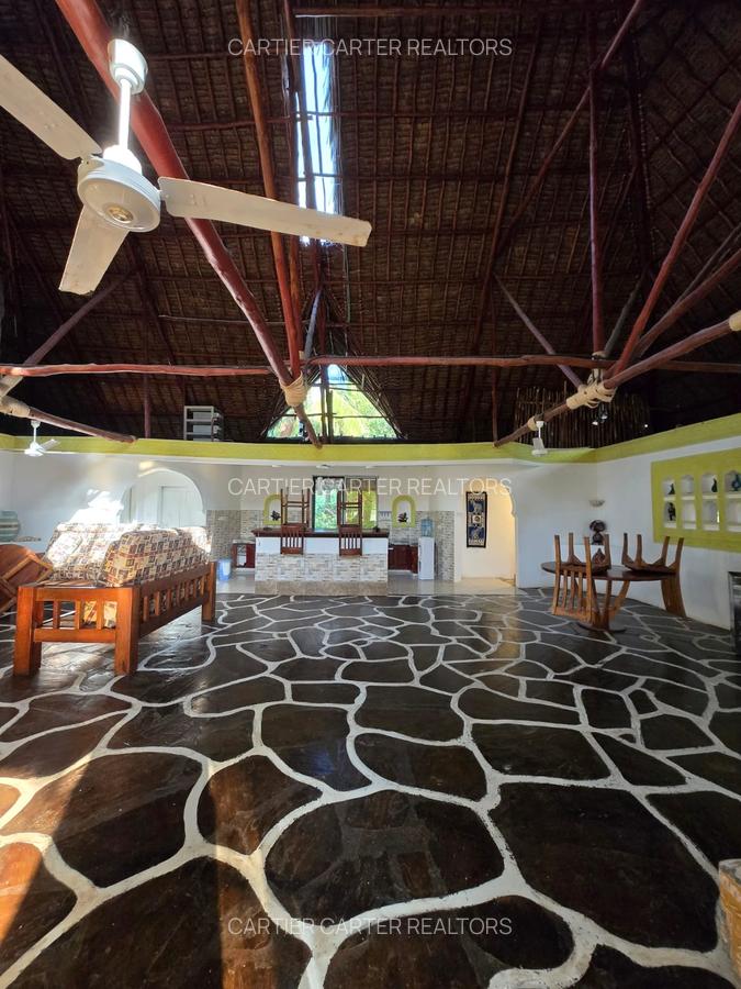 4 Bed Villa with En Suite in Watamu - 14