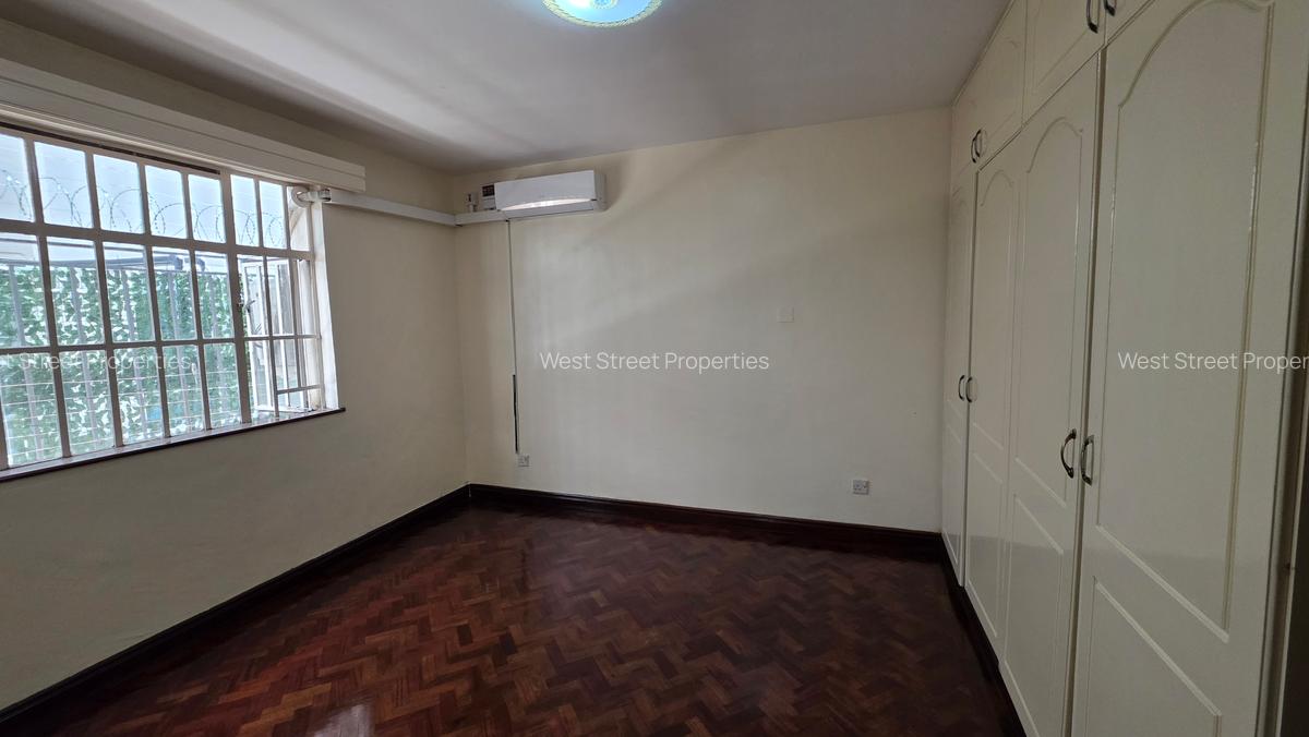 3 Bed Apartment with Staff Quarters in Lavington - 10