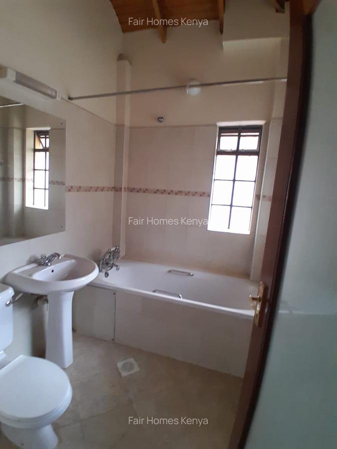 4 Bed Apartment with En Suite at Mararo Road - 11