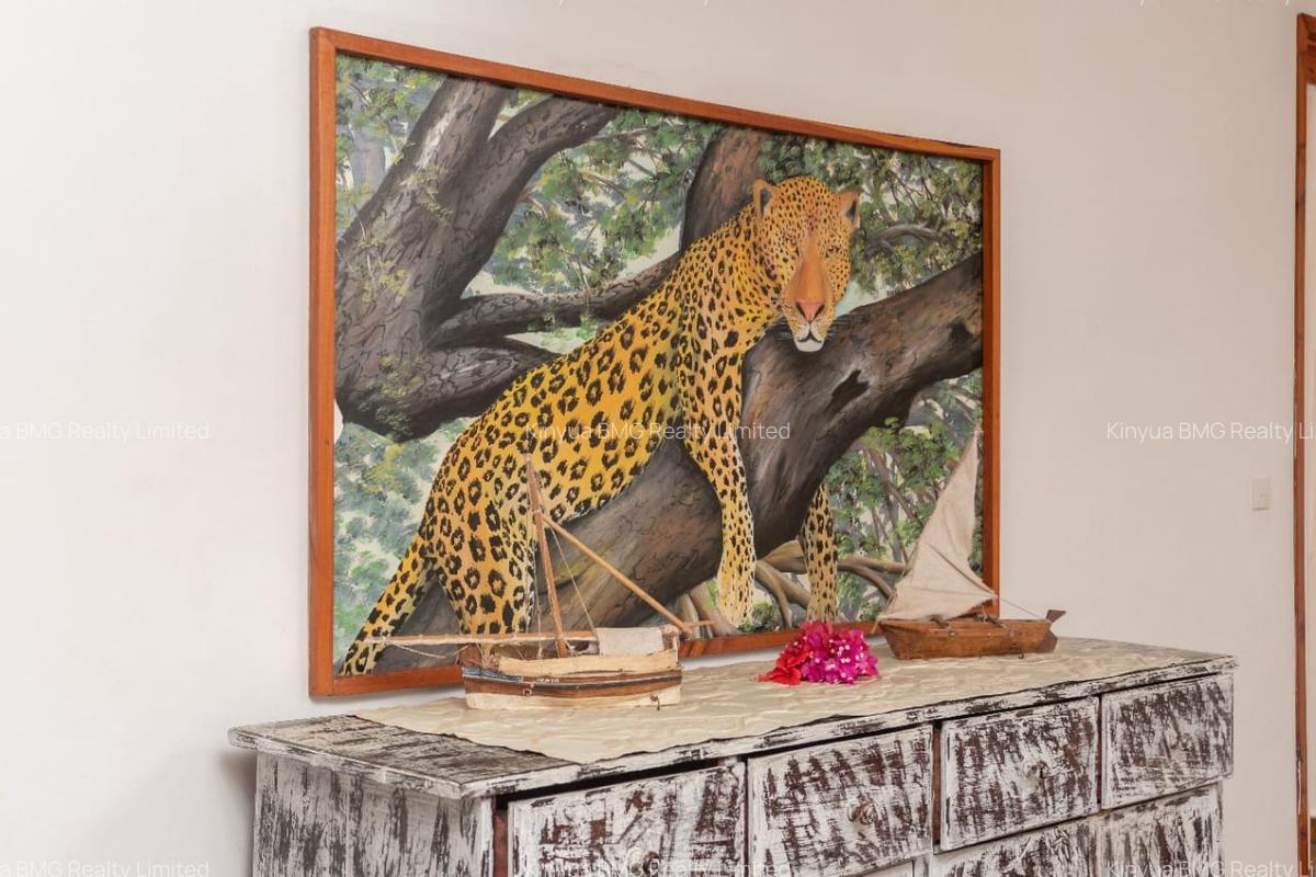 Serviced 1 Bed Apartment with En Suite in Malindi - 18