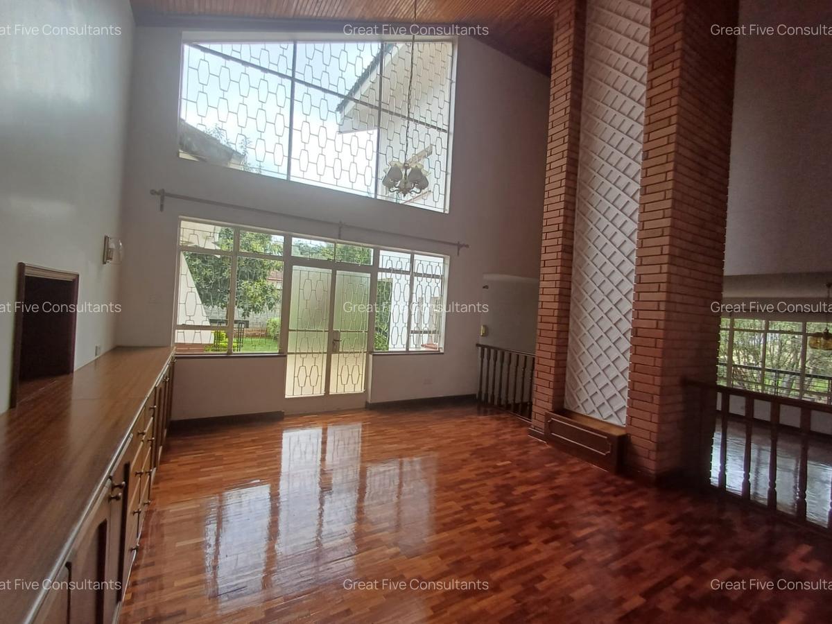 5 Bed Villa with En Suite in Runda - 6