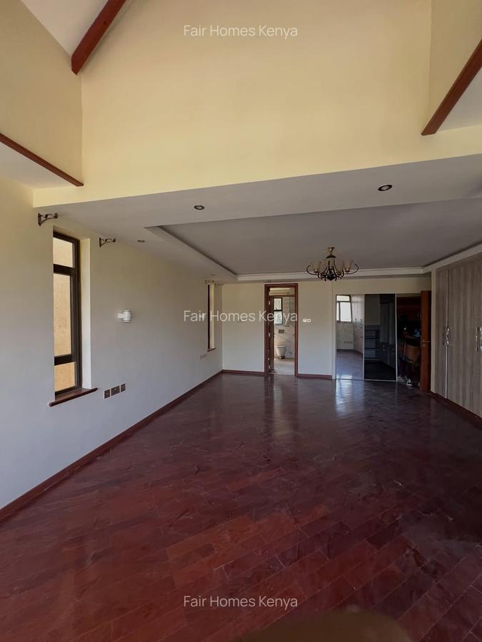 5 Bed Townhouse with En Suite at Convent Drive - 10