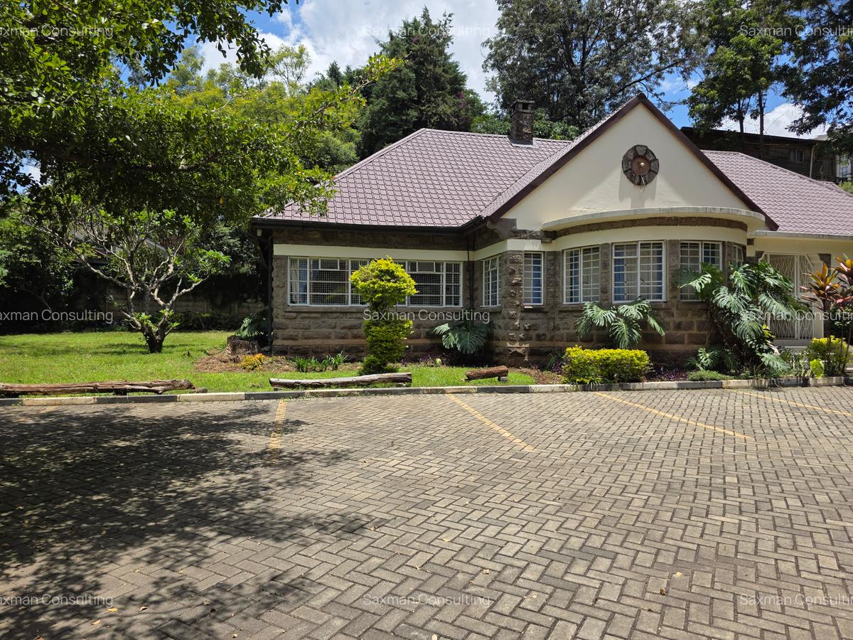 Commercial Property with Service Charge Included in Kilimani - 4