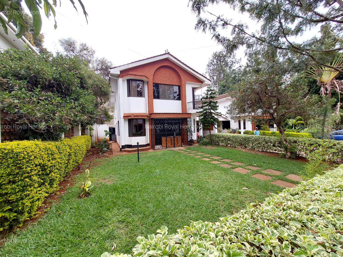 6 Bed Townhouse with En Suite at Kilimani Road - 4