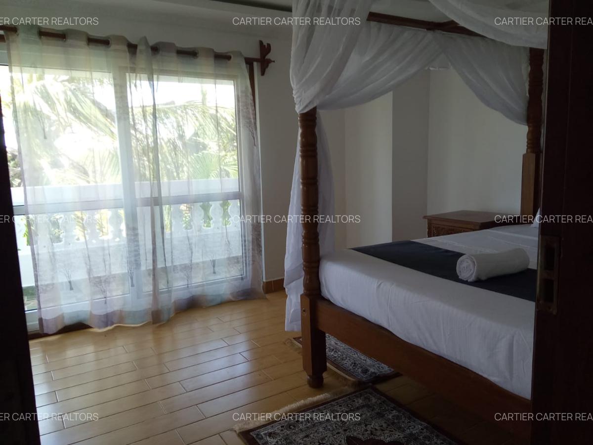 5 Bed Villa with En Suite at Diani Beach Road - 7