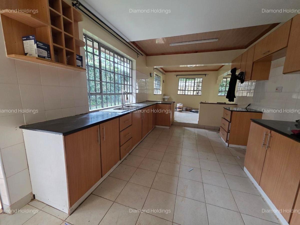 4 Bed House with En Suite in Kiambu Road - 7