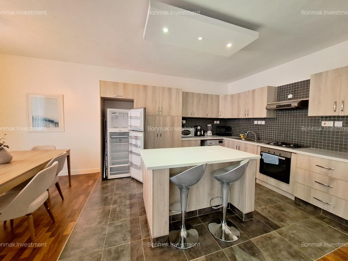 Furnished 2 Bed Apartment with En Suite at Denis Prit Road - 3