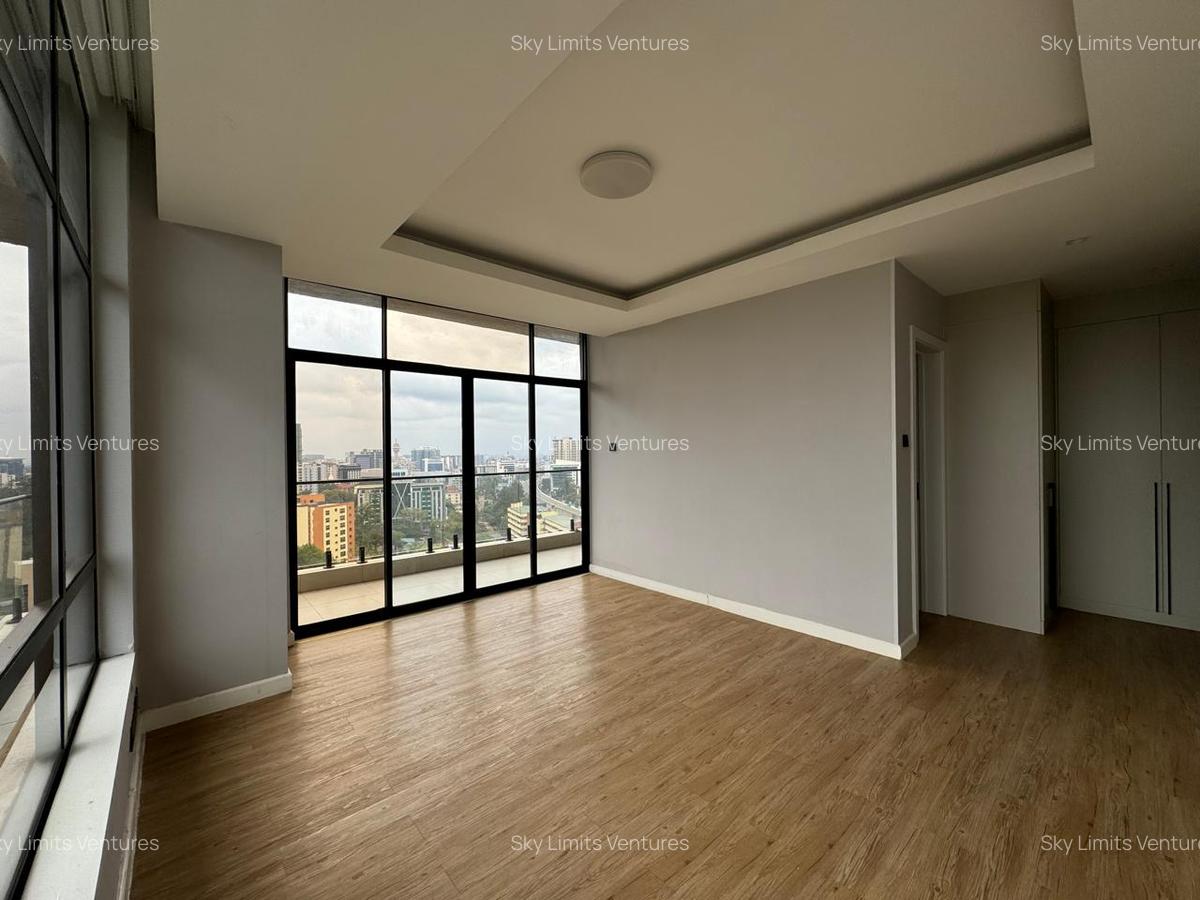 3 Bed Apartment with En Suite at Brookside Drive - 11