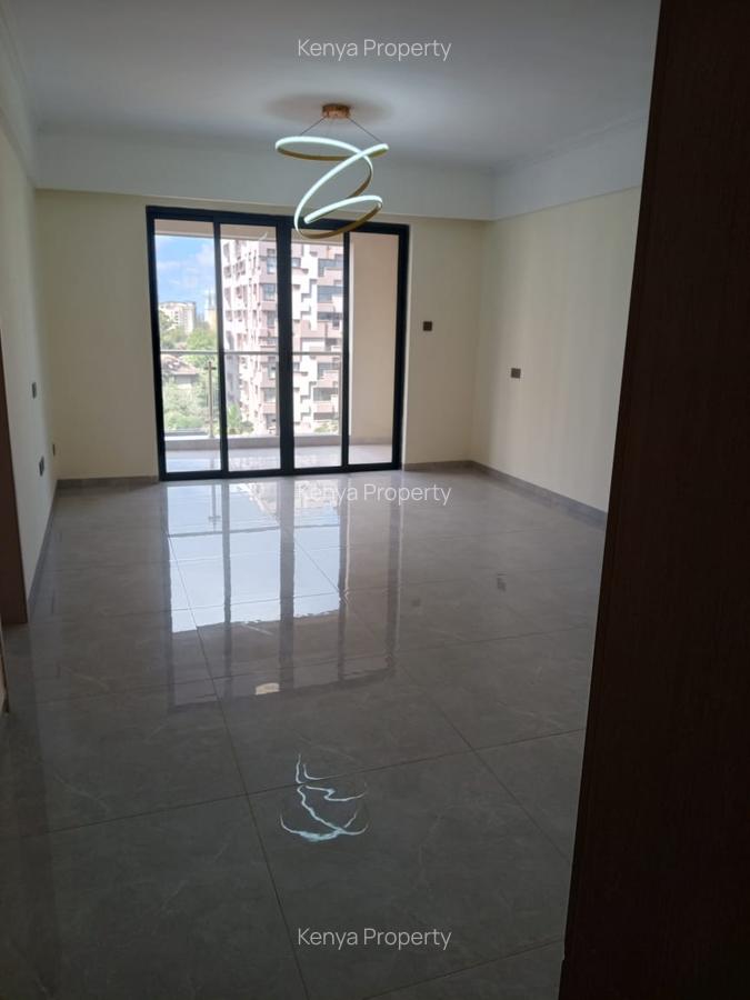 2 Bed Apartment with Swimming Pool at Wood Avenue - 9