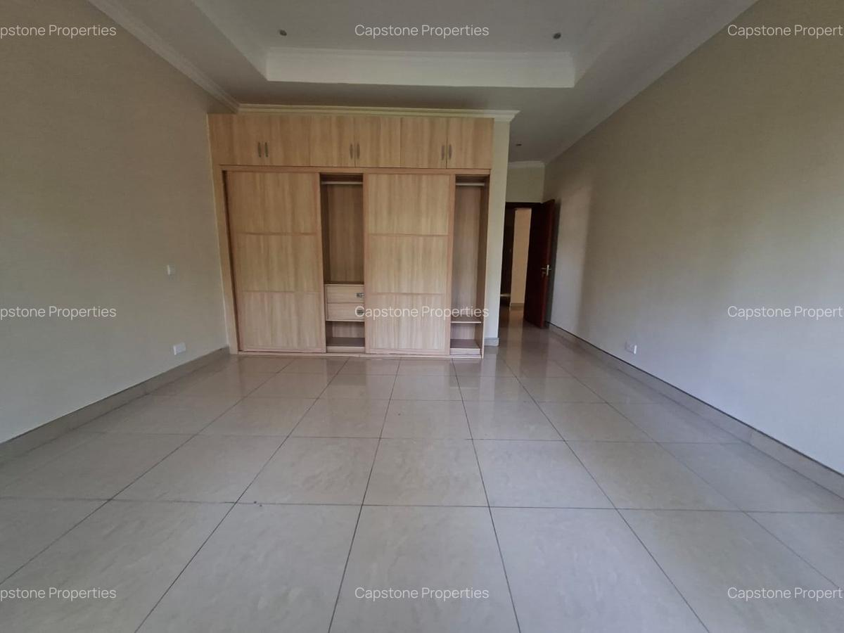 4 Bed Townhouse with En Suite in Runda - 8