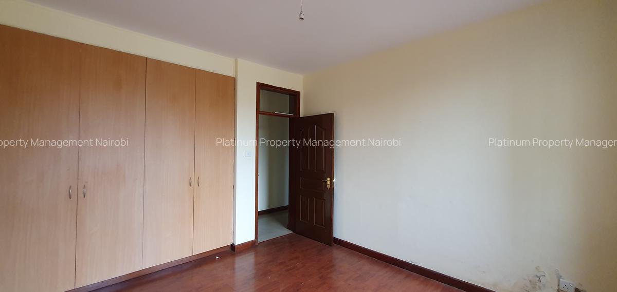 3 Bed Apartment with En Suite in Parklands - 12
