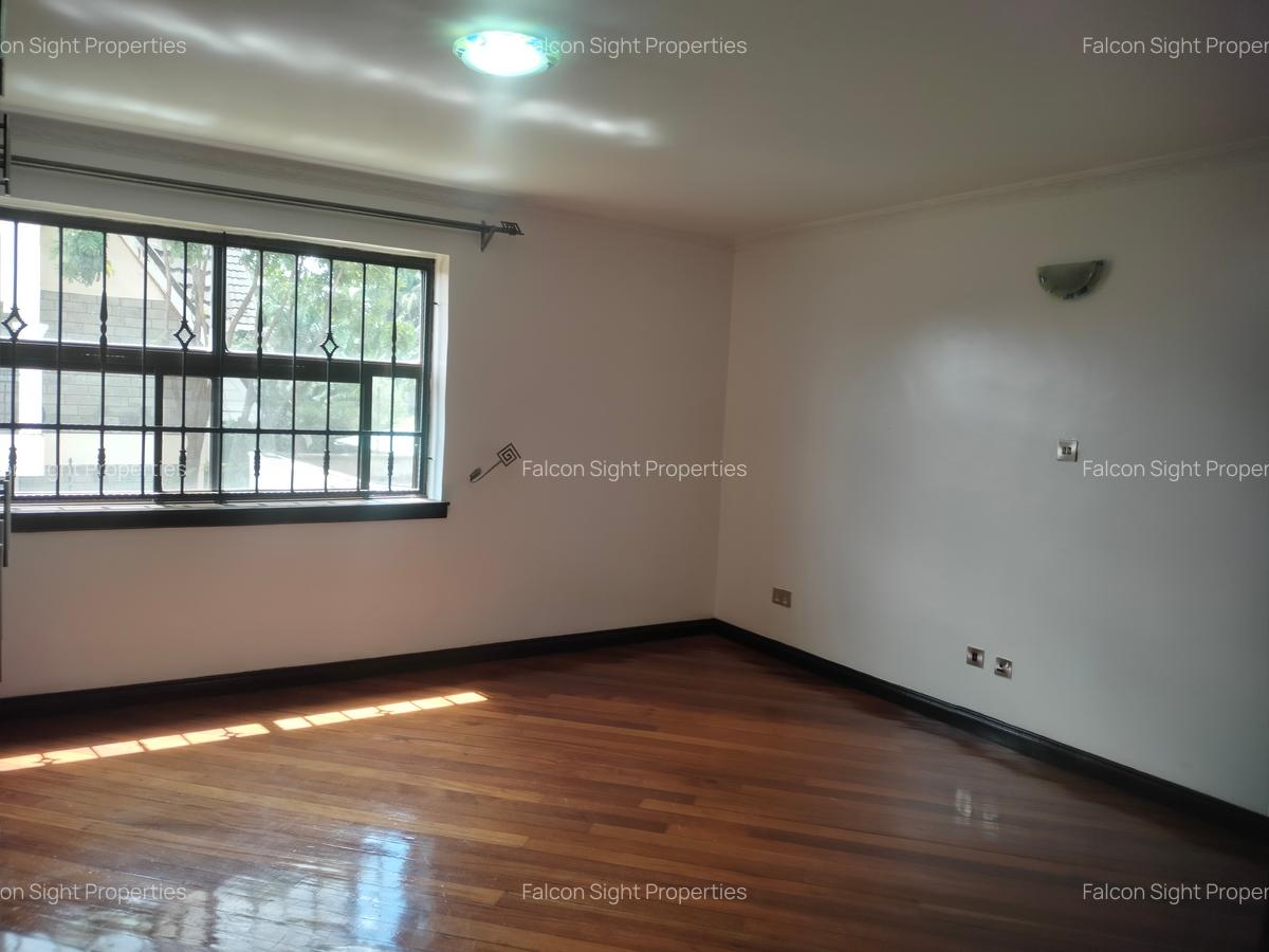 Commercial Property with Backup Generator at Few Minutes Drive To Gigiri - 18