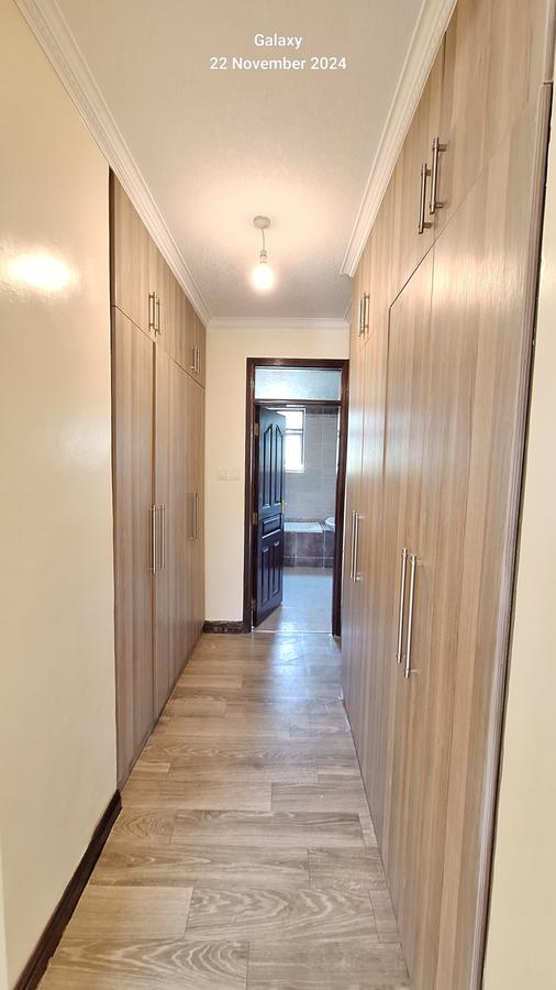 3 Bed Apartment with En Suite at Valley Arcade - 10