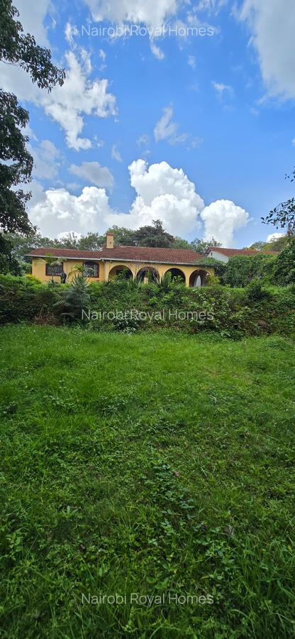4 Bed House with En Suite at Loresho Road - 16