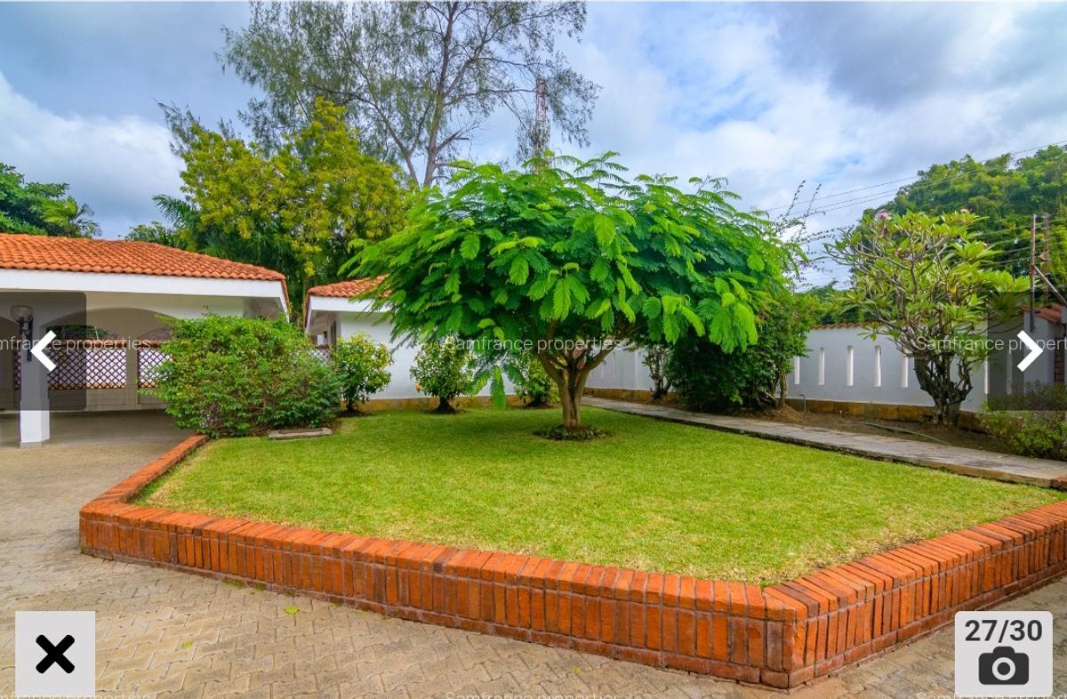 5 Bed Townhouse with En Suite at Bungalow Road - 4